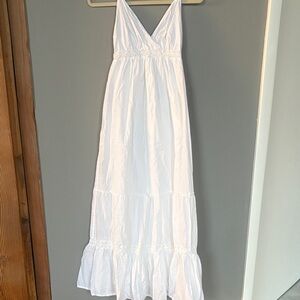 Seraphine White maternity dress size 2. Cotton